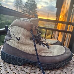 Vintage Nike Zion ACG Hiking Boots Women's 9.5 Beige Canvas Leather 185066 251